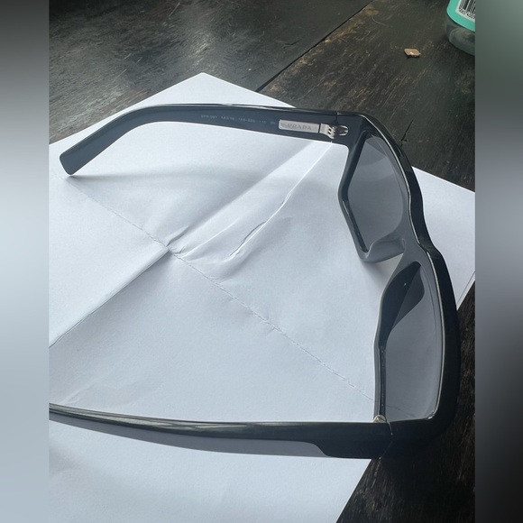 Prada Sunglasses PR 09YS - Picture 9 of 10